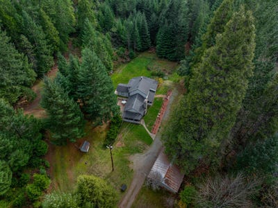 /international/us/1871-mccullough-creek-road-glendale-or-110106035495/