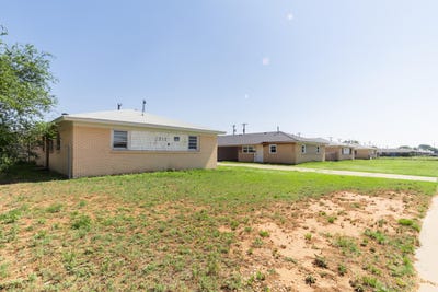 /international/us/2723-e-2nd-street-lubbock-tx-110100812102/