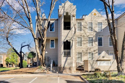 /international/us/300-s-cedar-street-charlotte-nc-110107304145/