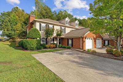 /international/us/1698-n-summit-drive-dalton-ga-110119993008/