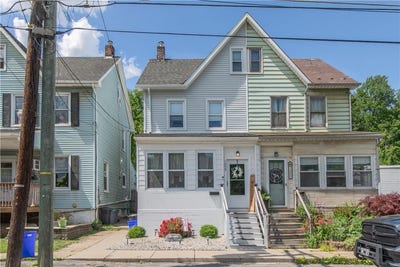 /international/us/1059-bushkill-drive-easton-pa-110108579573/