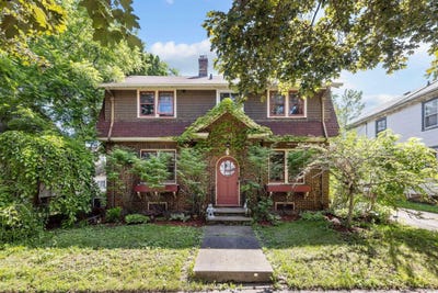 /international/us/536-n-meade-street-appleton-wi-110108977538/