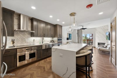 /international/us/3000-canyons-resort-drive-park-city-ut-110107959073/