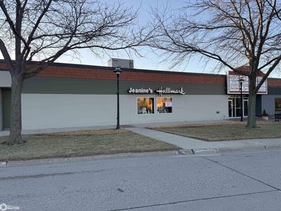 /international/us/515-n-adams-street-unit-224-carroll-ia-110106256177/
