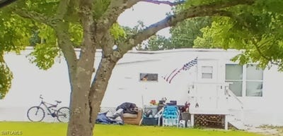 /international/us/309-pinecrest-avenue-nw-moore-haven-fl-110099439429/?lang=en