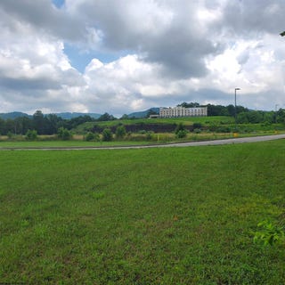 /international/us/plantation-drive-elkins-wv-110101047305/