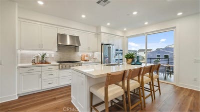 /international/us/1829-lychee-street-fullerton-ca-110108222651/