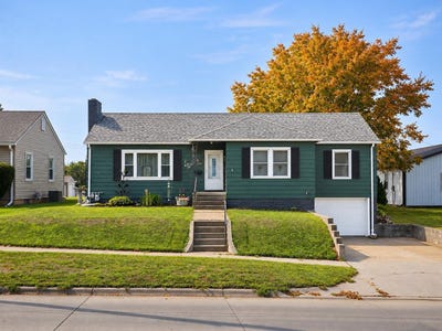 /international/us/1223-w-prospect-ave-norfolk-ne-110109766238/