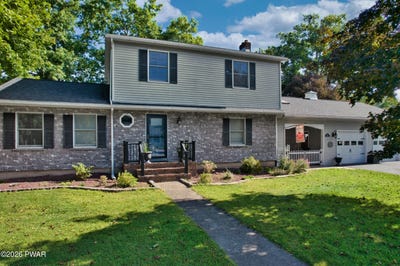 /international/us/411-6th-street-matamoras-pa-110110276772/