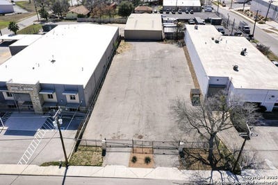 /international/us/506-portland-san-antonio-tx-110098424659/