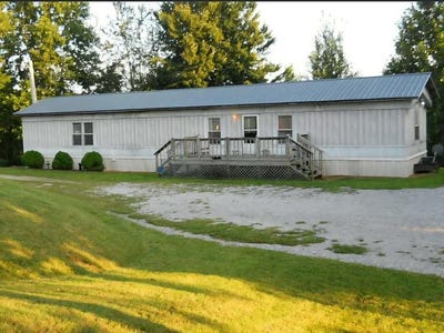 /international/us/996-mcbroom-branch-rd-baxter-tn-110105725814/