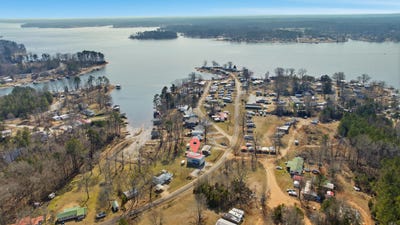 /international/us/3925-watts-bridge-road-cross-hill-sc-110108470456/