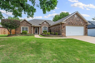 /international/us/703-cornell-street-bentonville-ar-110108397582/