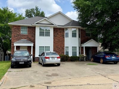 /international/us/401-403-cheyenne-pl-texarkana-tx-110107842034/