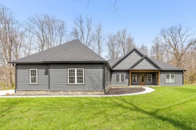 /international/us/271-alan-way-canal-winchester-oh-110106985822/