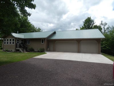 /international/us/15659-shively-road-bruce-crossing-mi-110107710498/