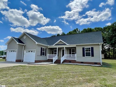 /international/us/105-falcon-lane-chesnee-sc-110107894618/