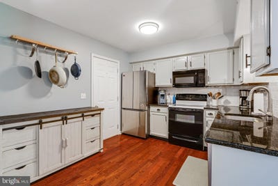 /international/us/3-winfield-court-easton-pa-110108467210/