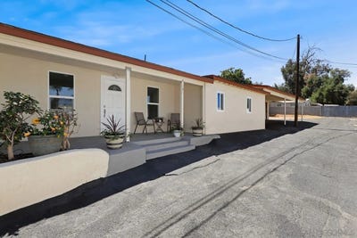 /international/us/131-s-brandon-rd-fallbrook-ca-110101111965/
