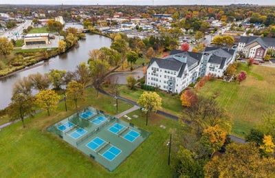 /international/us/301-7th-street-w-northfield-mn-110103073344/