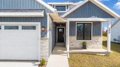 /international/us/305-willow-street-pardeeville-wi-110106983248/