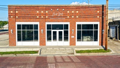 /international/us/114-n-11th-st-sabetha-ks-110107763946/