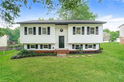 /international/us/7620-pine-street-rural-hall-nc-110119714578/
