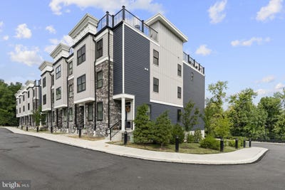 /international/us/2013-hyview-terrace-fort-washington-pa-110101298631/