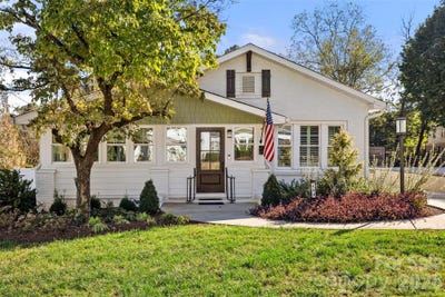/international/us/133-w-glendale-avenue-mount-holly-nc-110120512561/