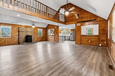 /international/us/4330-kentucky-906-hustonville-ky-110119786479/