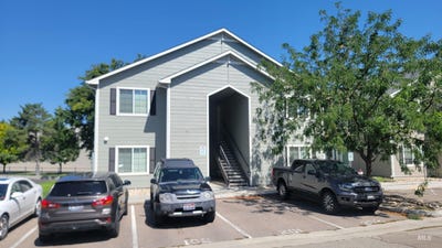 /international/us/276-e-main-loop-nampa-id-110119392485/