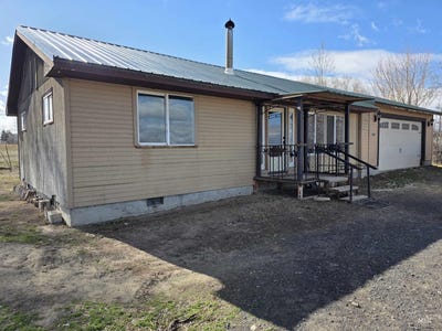 /international/us/221-juniper-st-buhl-id-110108713768/