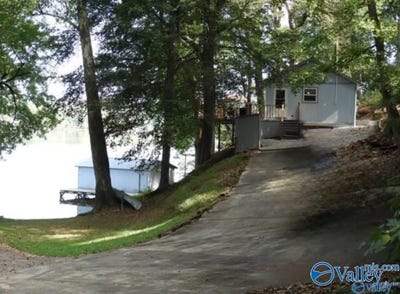 /international/us/18767-bream-bluff-drive-athens-al-110108442712/