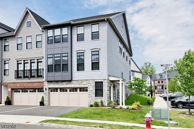 /international/us/32-melody-ln-upper-saddle-river-boro-nj-110108552021/