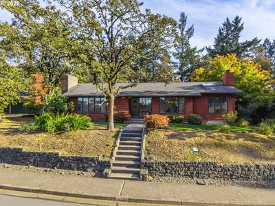 /international/us/3633-spring-blvd-eugene-or-110120854469/
