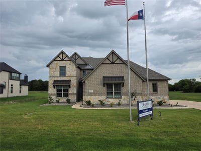 /international/us/232-redwood-circle-trenton-tx-110109629933/