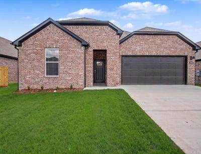 /international/us/105-molly-lane-maumelle-ar-110109059492/