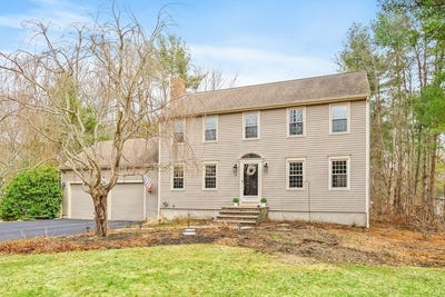 /international/us/39-heritage-way-taunton-ma-110106618162/