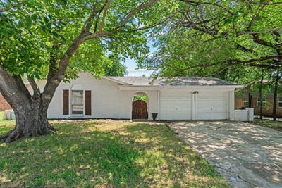 /international/us/5812-haney-drive-watauga-tx-110108269809/