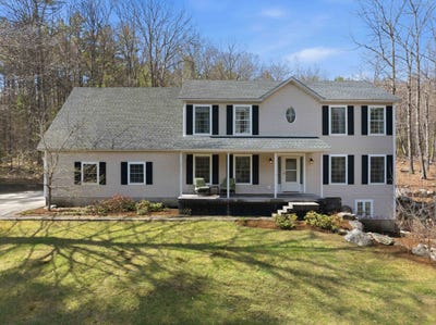 /international/us/249-perch-pond-road-holderness-nh-110107619062/