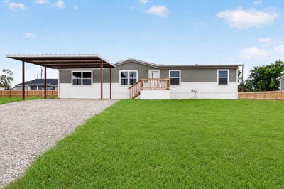 /international/us/215-overland-trail-bridgeport-tx-110108230270/