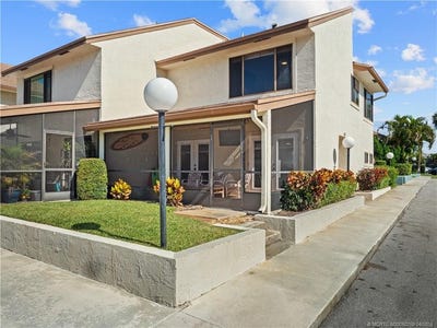/international/us/950-s-kanner-highway-unit-th138-stuart-fl-110099081639/