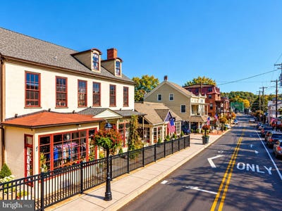/international/us/12-20-w-bridge-street-new-hope-pa-110120773024/
