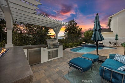 /international/us/16-kempton-lane-ladera-ranch-ca-110109272571/