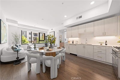 /international/us/709-e-walnut-street-pasadena-ca-110108782689/