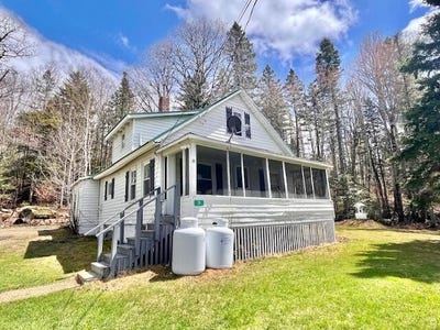 /international/us/19-gray-road-sandy-river-plt-me-110097908497/
