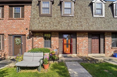 /international/us/15-windsor-pass-horsham-pa-110108881360/