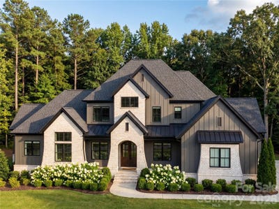/international/us/612-wisteria-vines-trail-fort-mill-sc-110106355810/