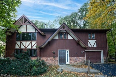 /international/us/628-succasunna-rd-mount-arlington-boro-nj-110120483775/