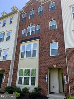 /international/us/7528-brunson-circle-gainesville-va-110101268013/
